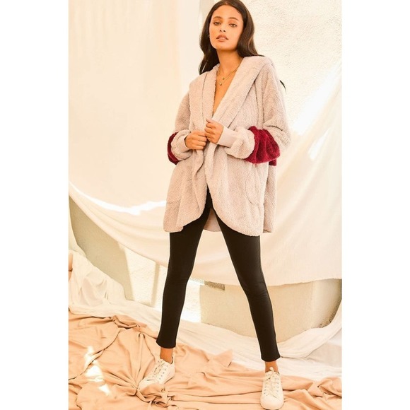 💥Hooded Teddy Jacket With Pockets - Picture 6 of 9